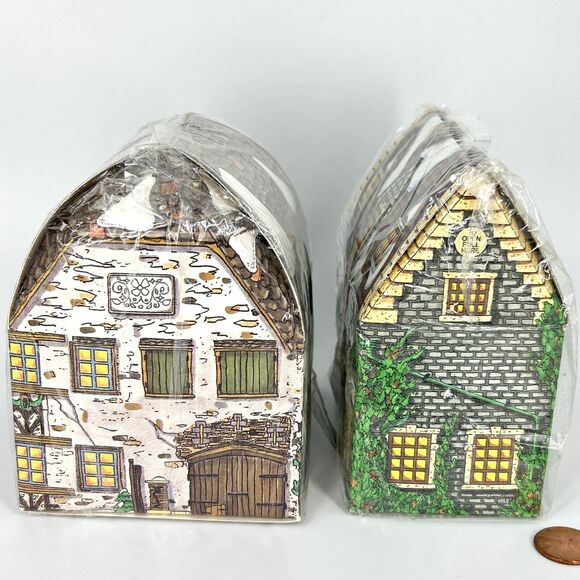 2x NEW Dept 56 Charles Dickens Heritage Ornament 95 SIR JOHN INN 94 Dedlock Arms - Picture 4 of 13